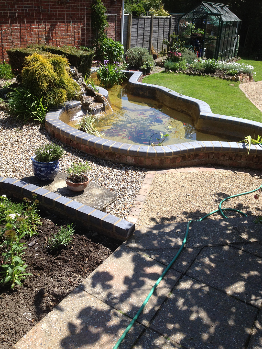 Raised Brick Pond – Pond